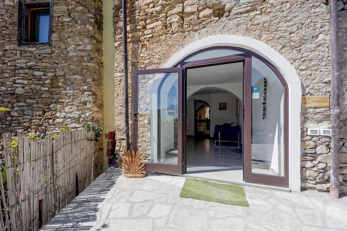 Appartamento Alba Dachi Farm Marina dʼMarina dʼAndora المظهر الخارجي الصورة
