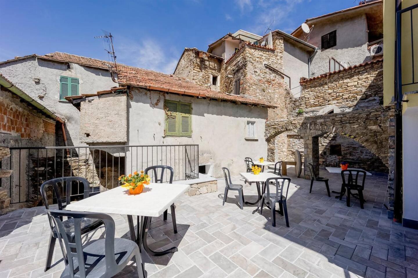 Appartamento Alba Dachi Farm Marina dʼMarina dʼAndora المظهر الخارجي الصورة