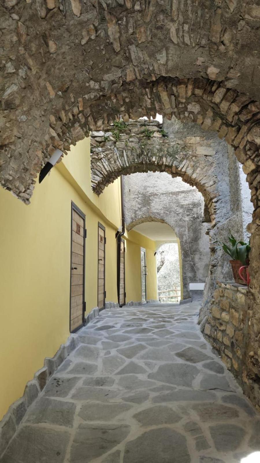 Appartamento Alba Dachi Farm Marina dʼMarina dʼAndora المظهر الخارجي الصورة
